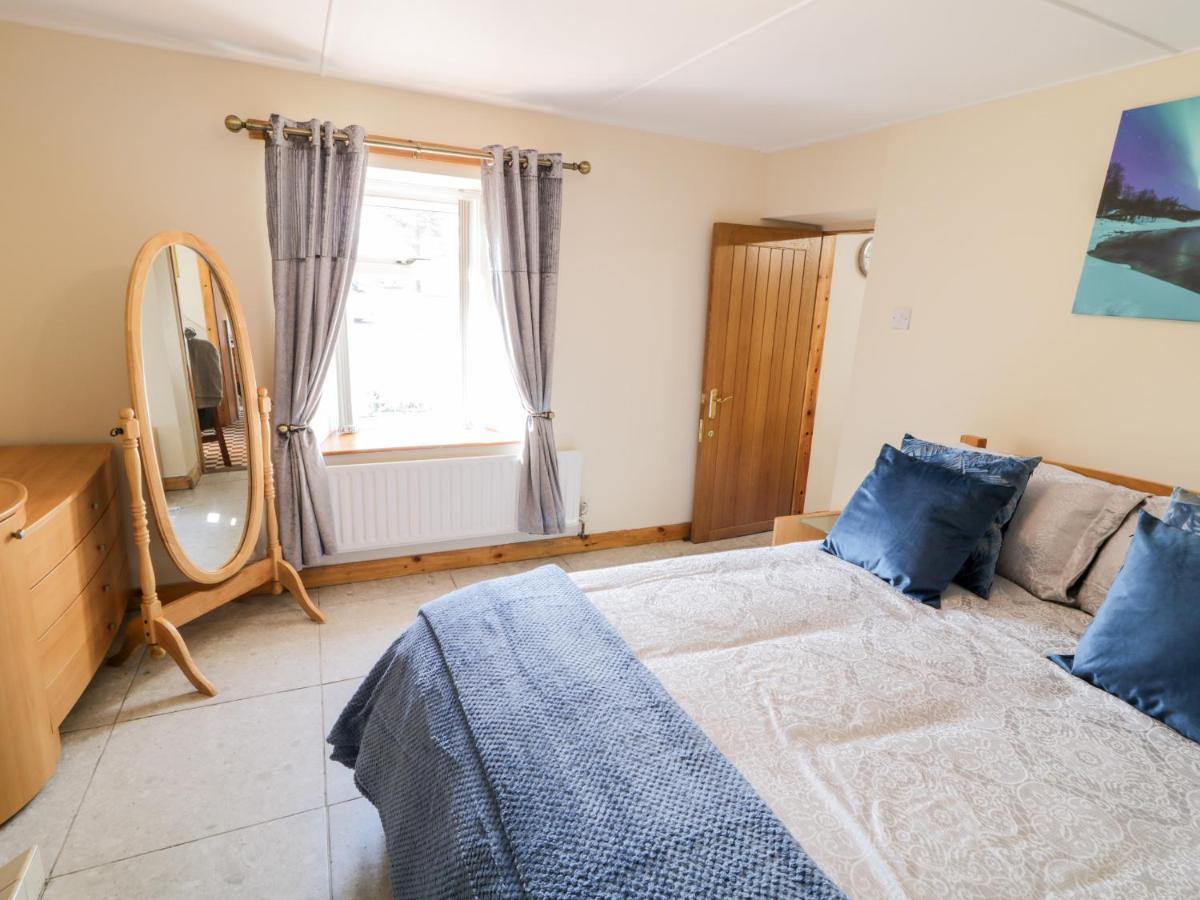 Peter's Holiday home Cookstown